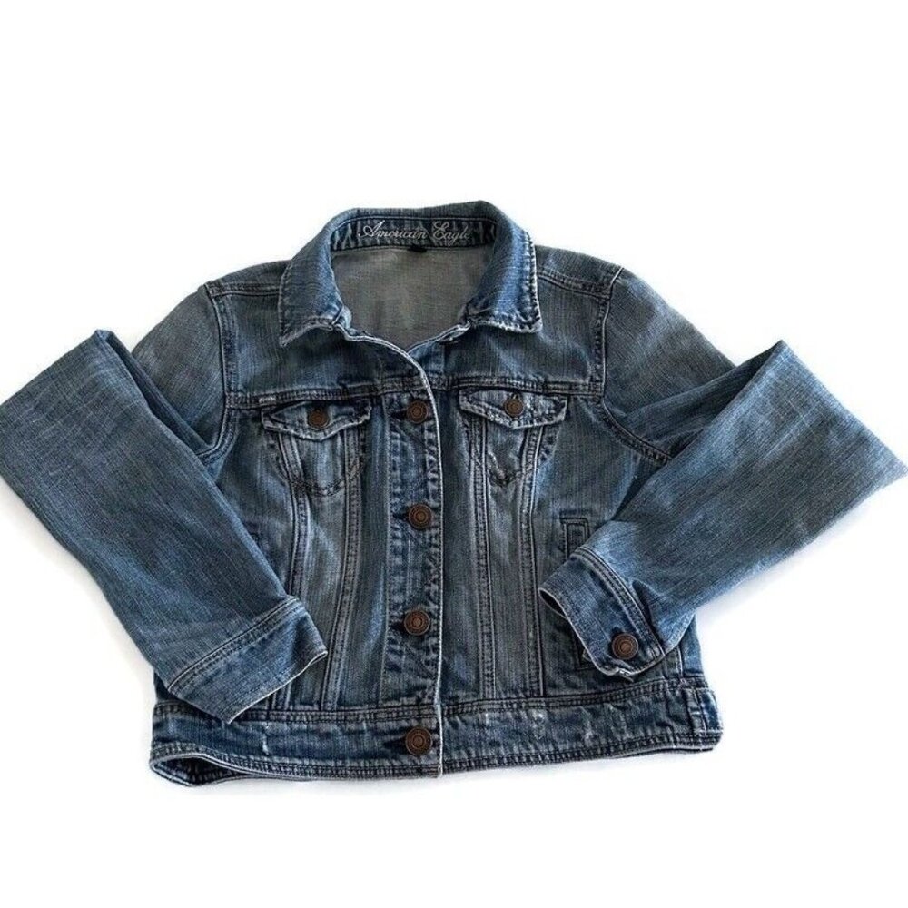 AE American Eagle Women Jean Jacket Size M Blue Denim Trucker Distressed Western